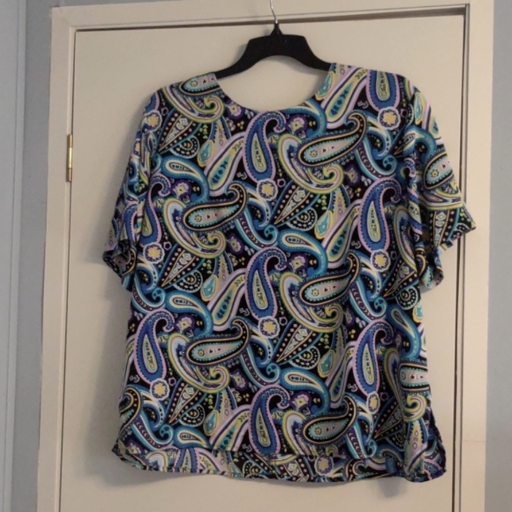 22W Notations Woman multicolor short sleeve blouse